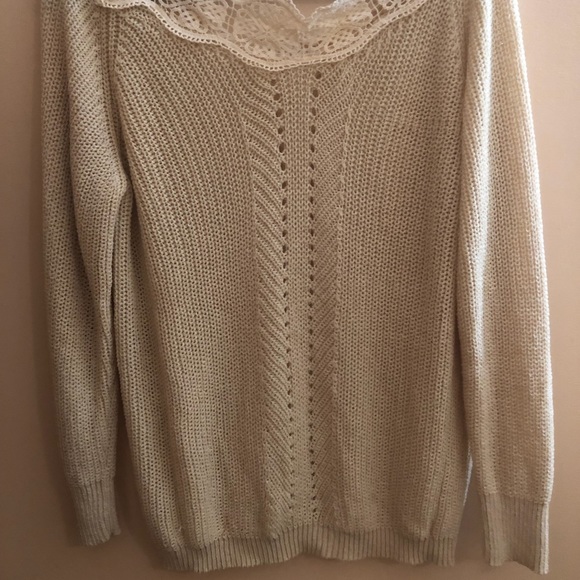 Off the shoulder sweater - Picture 2 of 2